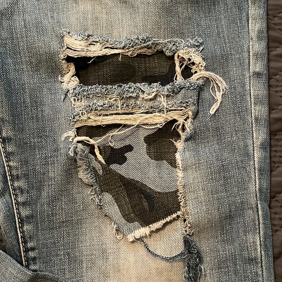 American rag - Picture 2 of 4